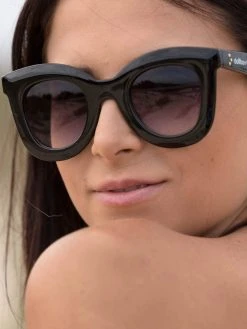 Dollboxx Lucy - Black Sunglasses 18 Dollboxx Lucy - Black Sunglasses -Dollboxx Import Shop Lucy Black Sunglasses Sunglasses dollboxx 8 bdf706ee bd90 49c6 828a 97df6abde8d4