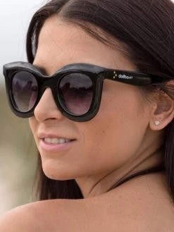Dollboxx Lucy - Black Sunglasses 19 Dollboxx Lucy - Black Sunglasses -Dollboxx Import Shop Lucy Black Sunglasses Sunglasses dollboxx 9 566ae4bb 3809 454a a55a 0f2665a46dc6
