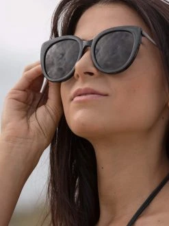 Dollboxx Madison - Black Sunglasses -Dollboxx Import Shop Madison Black Sunglasses Sunglasses dollboxx 6 865ae510 6827 483c aefc 6397109f7fdb