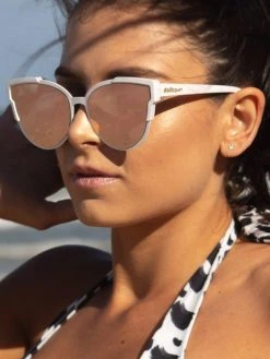 Dollboxx Slay White Luxe - Rose Gold Sunglasses -Dollboxx Import Shop Slay White Luxe Rose Gold Sunglasses Sunglasses dollboxx 10 f23ea6a2 da45 42e5 aa99 0977ecfe4bb9